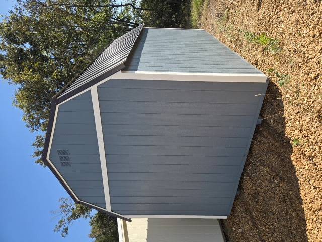 Side Lofted Barn - 10x16