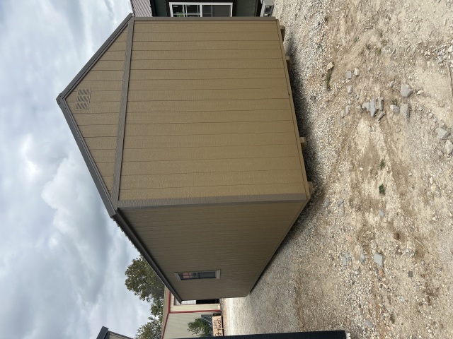 Side Utility - 12x32