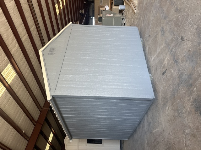 Utility Xtra Height - 10x12