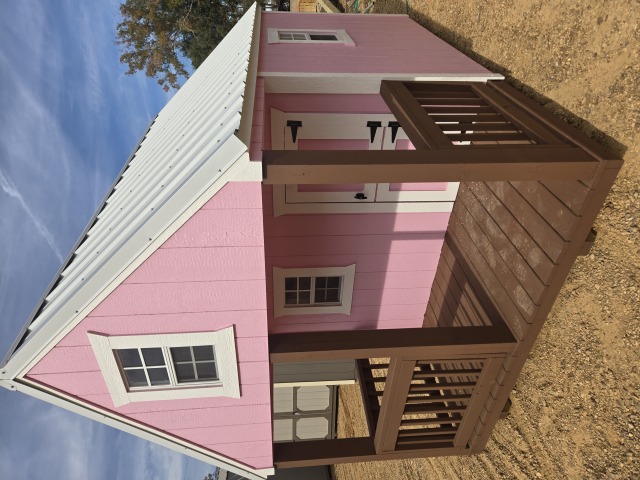 Playhouse (Hideout) - 8x12