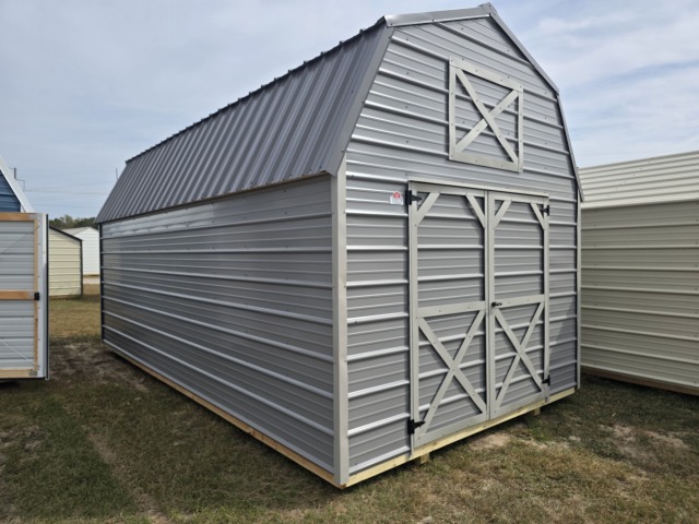 Lofted Barn - 10x20