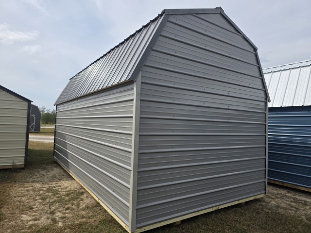 Lofted Barn - 10x20