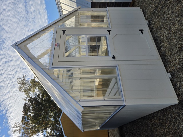 Greenhouse - 8x16