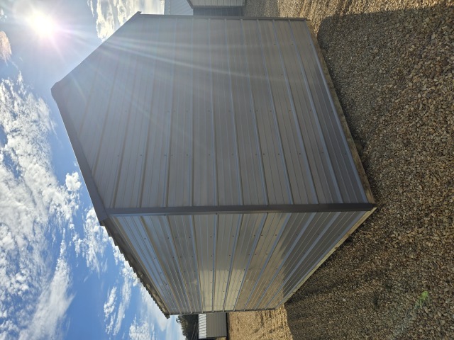 Side Utility - 10x16