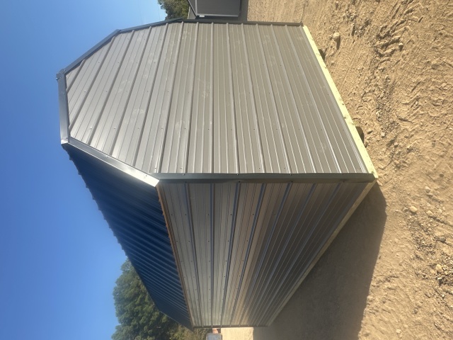 Side Lofted Barn - 10x20