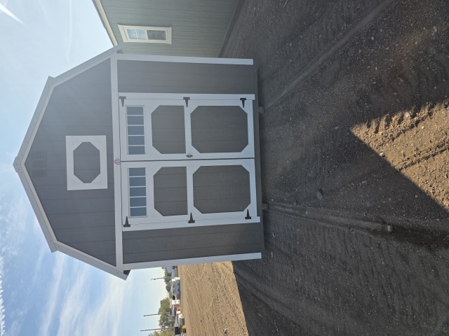 Lofted Barn - 10x16
