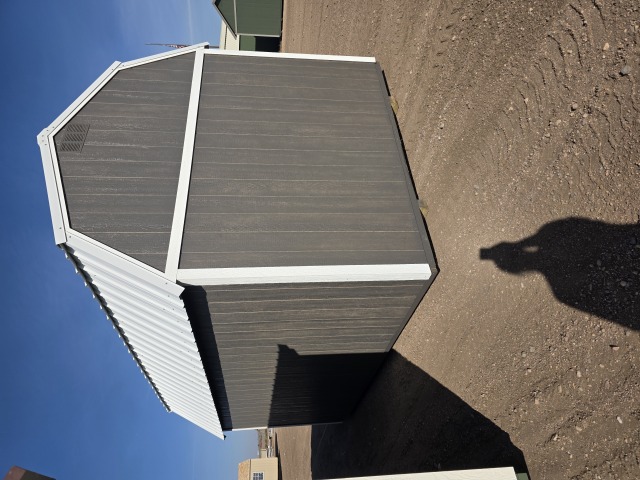 Lofted Barn - 10x16