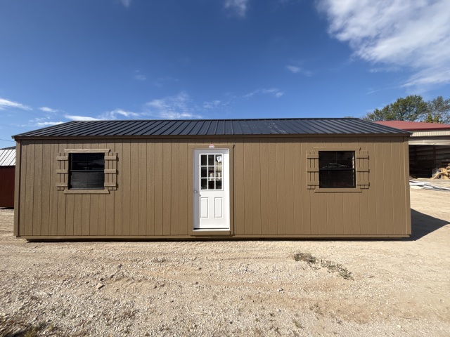 Side Utility - 12x32